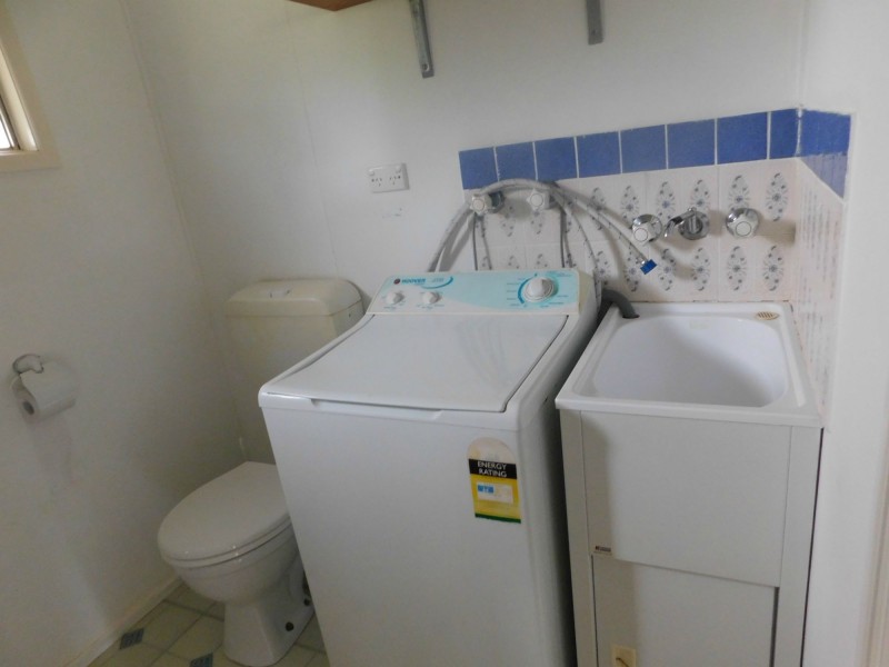 2 Aimeo Esplanade, Russell Island QLD 4184