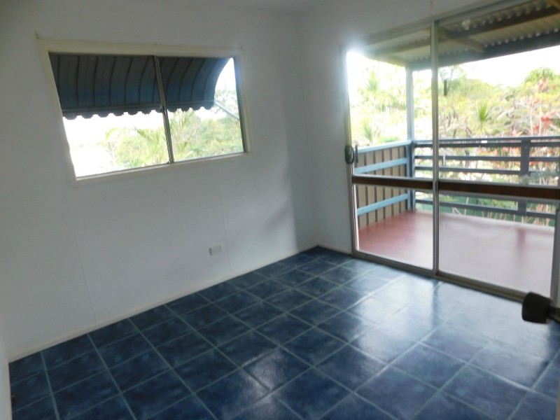 2 Aimeo Esplanade, Russell Island QLD 4184