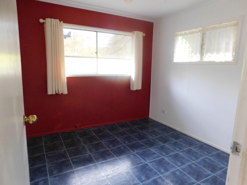 2 Aimeo Esplanade, Russell Island QLD 4184