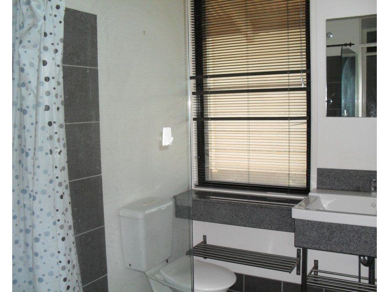 14 Thompson Esplanade, Russell Island QLD 4184