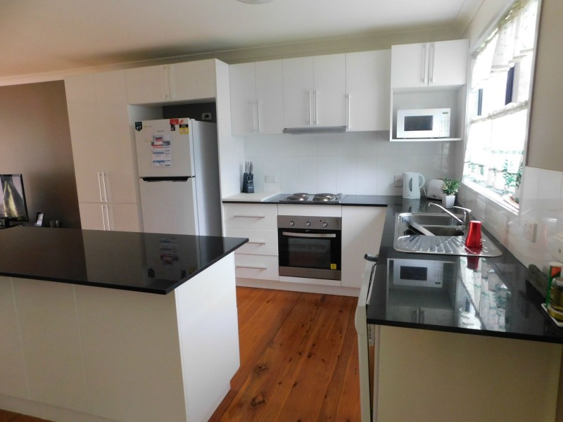17 Wakehill Road, Russell Island QLD 4184