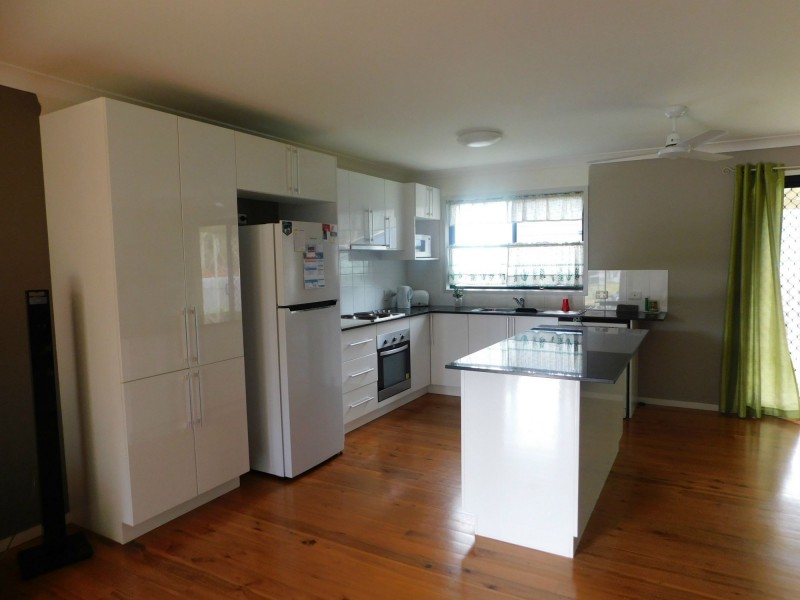 17 Wakehill Road, Russell Island QLD 4184