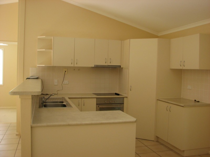 8 Kift Street, Russell Island QLD 4184