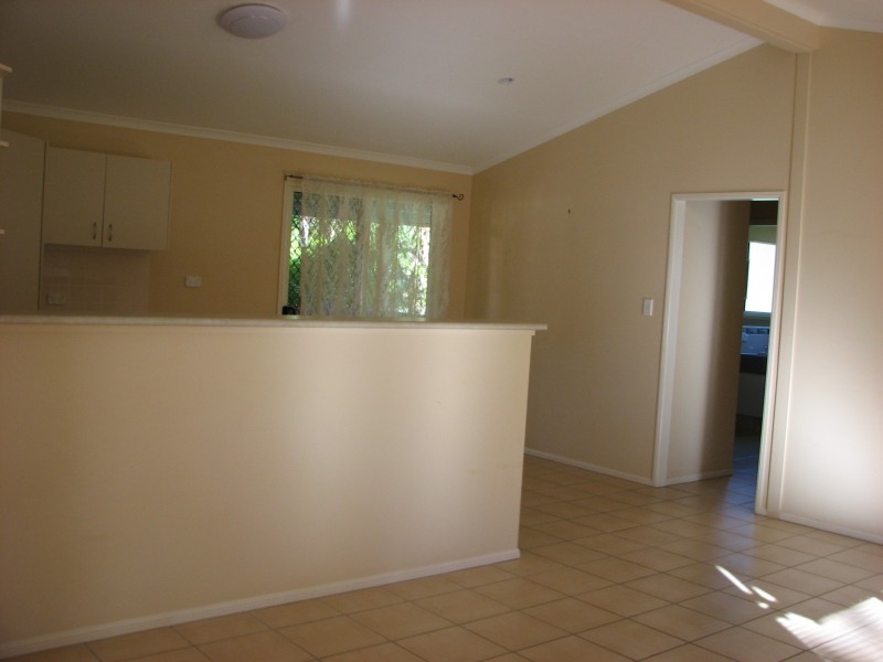 8 Kift Street, Russell Island QLD 4184