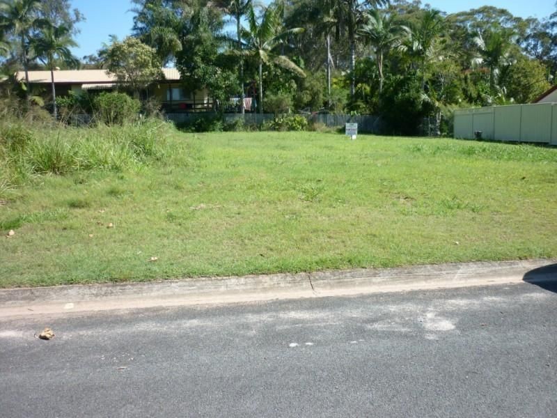 8 Bayview Road, Russell Island QLD 4184