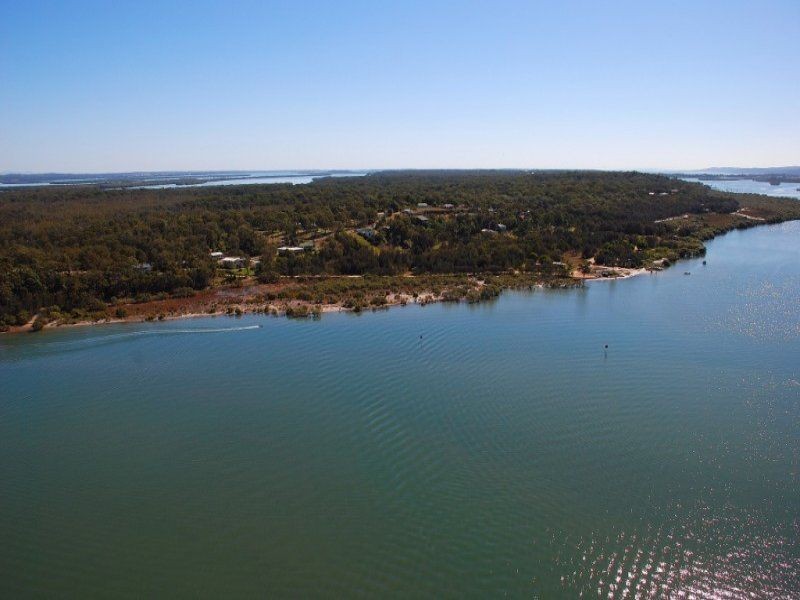 Russell Island QLD 4184
