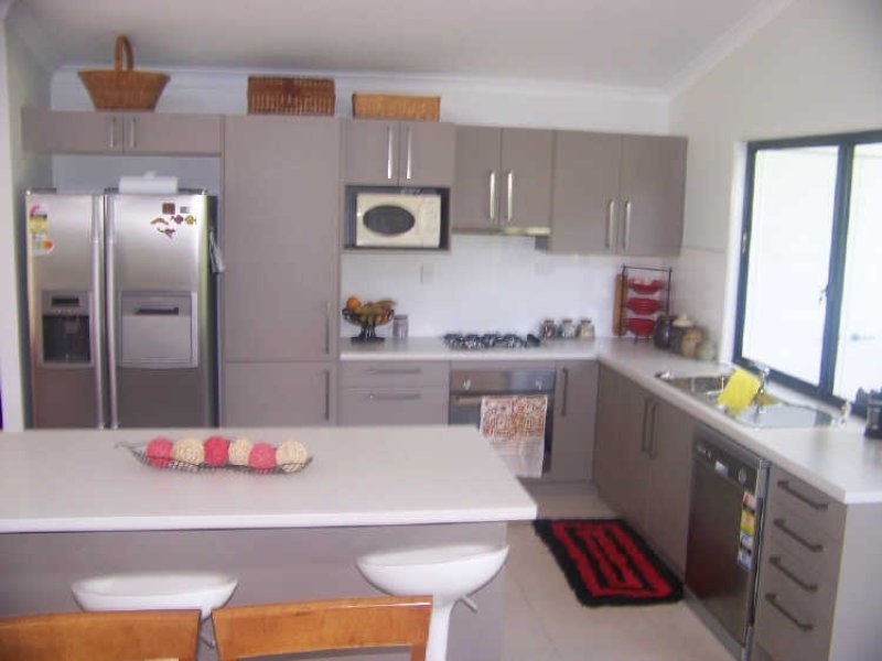 28 Pharlap Street, Russell Island QLD 4184