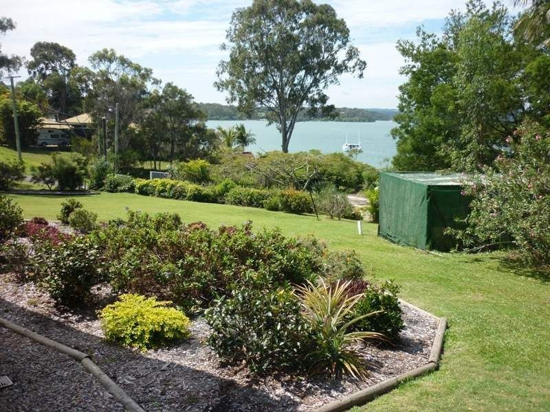 Russell Island QLD 4184