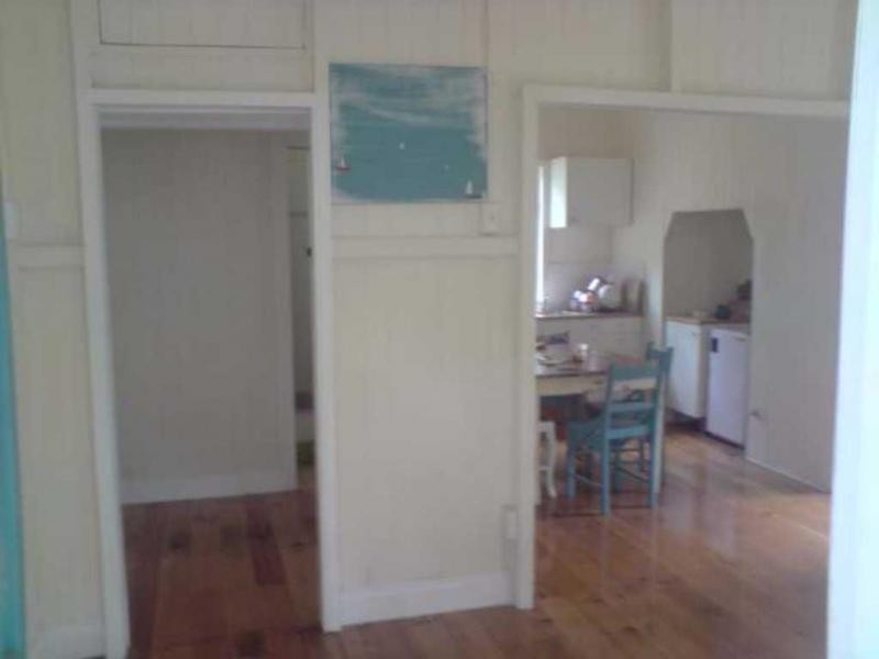 11 Oxford Road, Russell Island QLD 4184