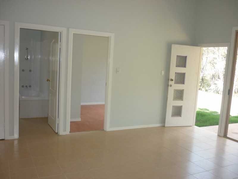 25 Fenton Road, Russell Island QLD 4184