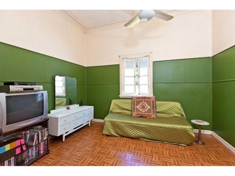 Russell Island QLD 4184