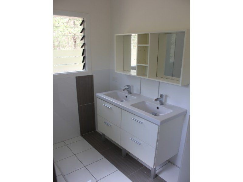 Russell Island QLD 4184