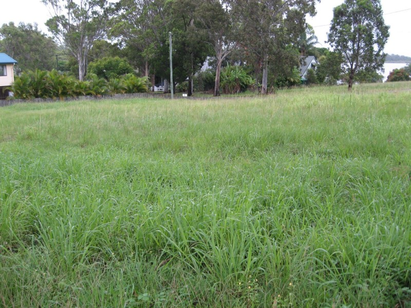 8 Tennyson Court, Russell Island QLD 4184