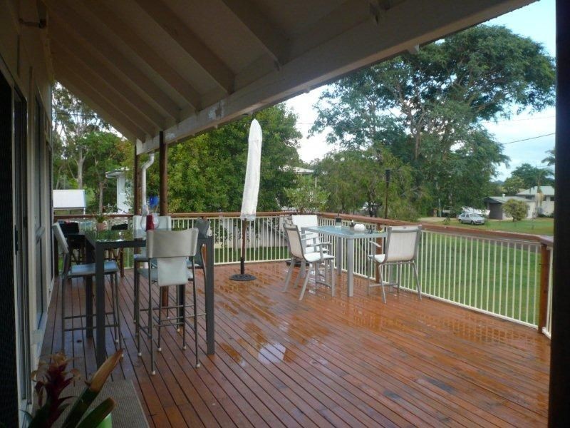 Russell Island QLD 4184
