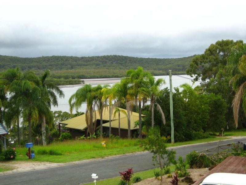 Russell Island QLD 4184