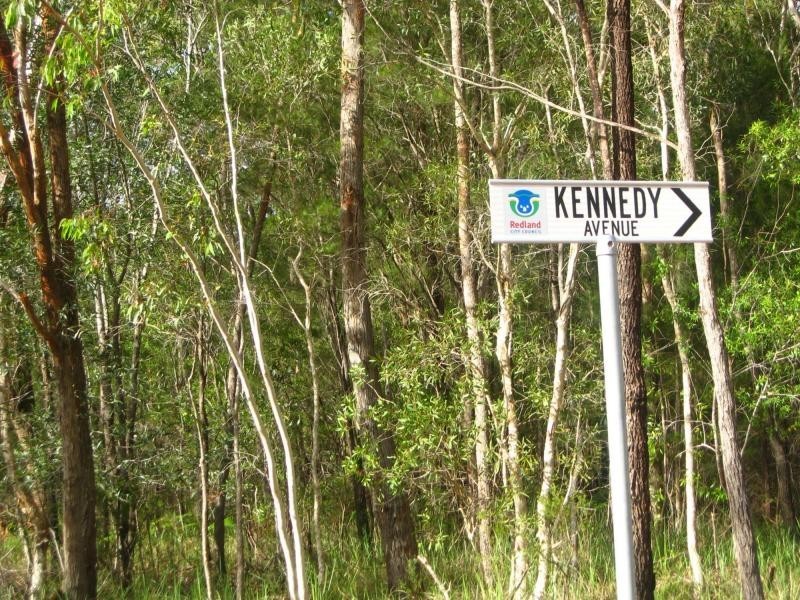 323 Centre Road, Russell Island QLD 4184