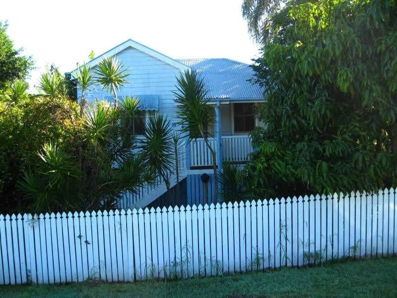 Russell Island QLD 4184