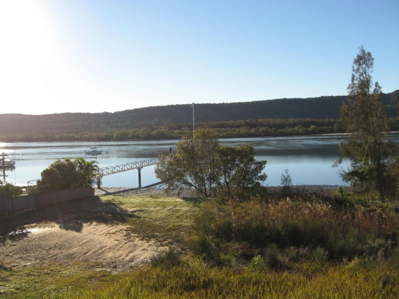 79 Wahine Drive, Russell Island QLD 4184