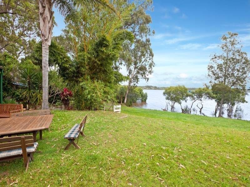 Russell Island QLD 4184