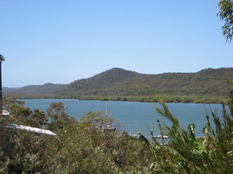 119 Wahine Drive, Russell Island QLD 4184