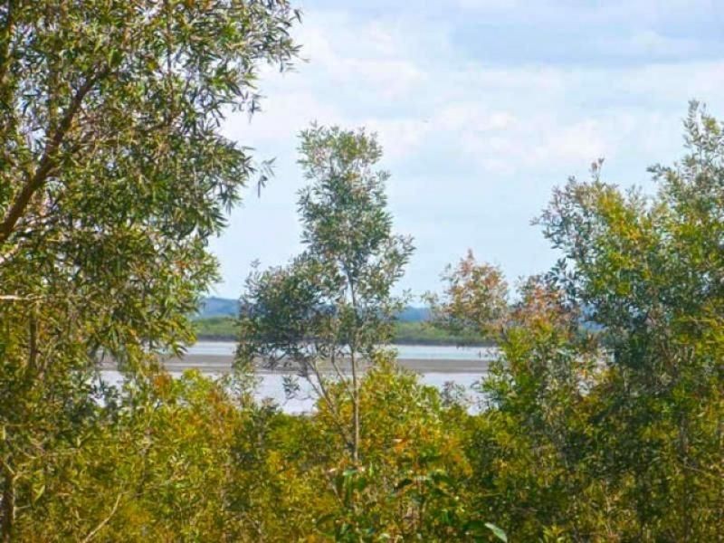 Russell Island QLD 4184