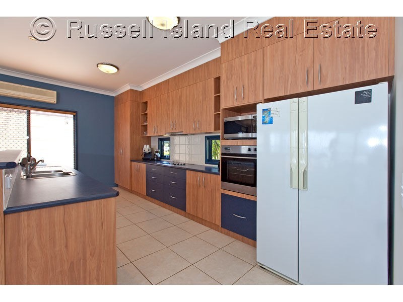 Russell Island QLD 4184