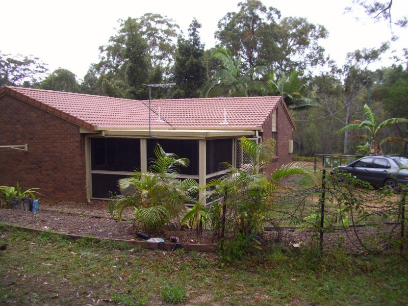 19 Rumbin Street, Russell Island QLD 4184