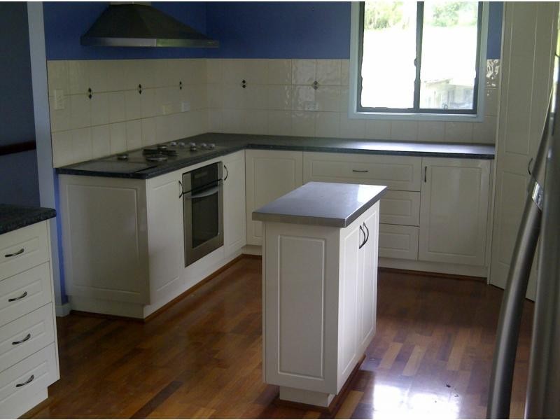 38 Melaleuca Drive, Lamb Island QLD 4184