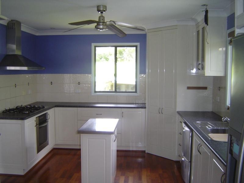 38 Melaleuca Drive, Lamb Island QLD 4184