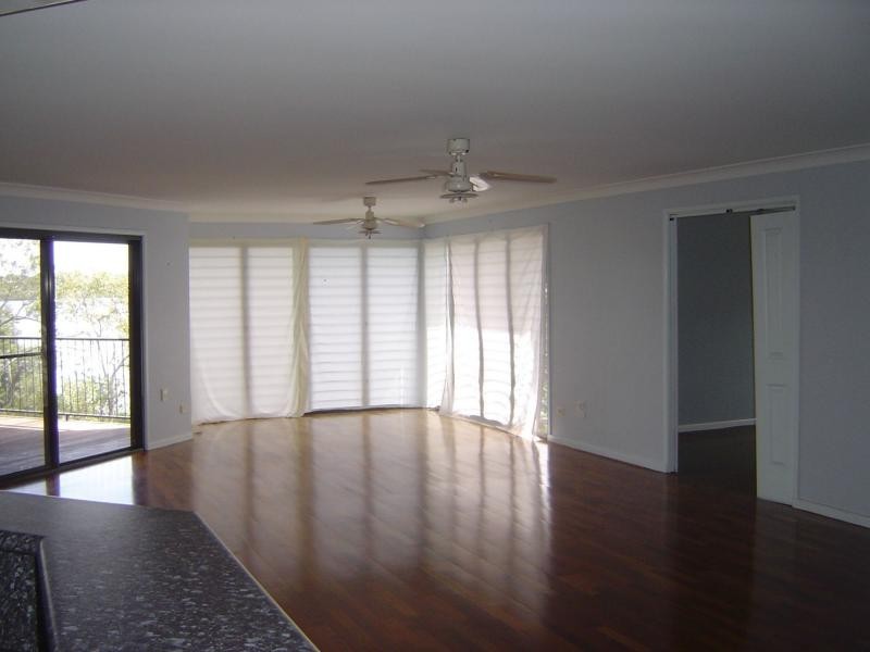 38 Melaleuca Drive, Lamb Island QLD 4184