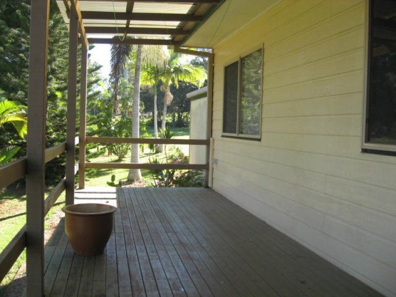 Russell Island QLD 4184