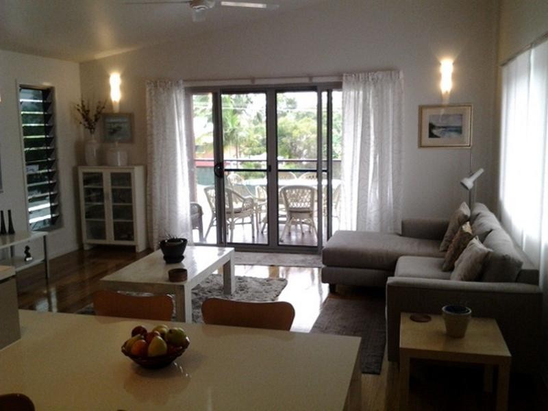 98 Channel Street, Russell Island QLD 4184