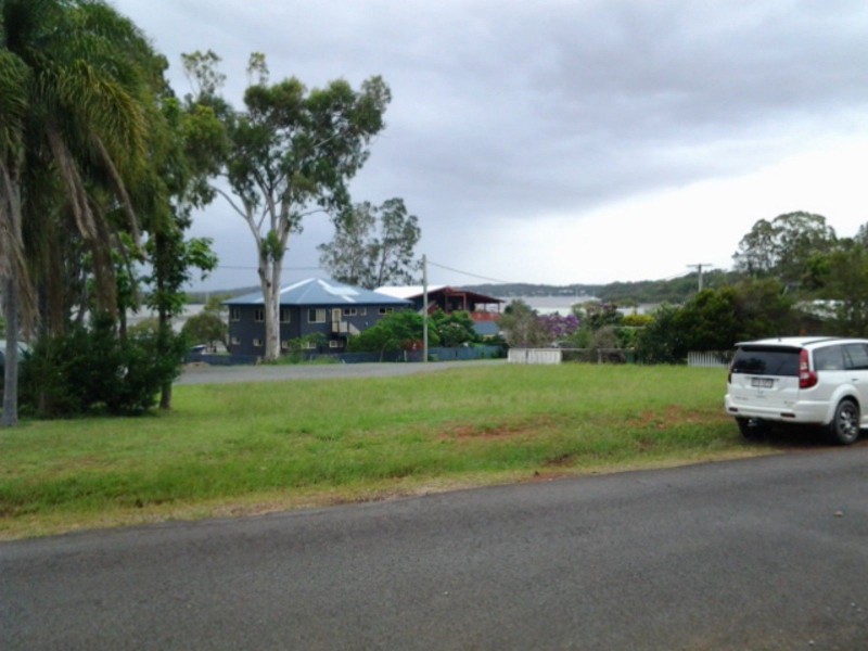 127 Canaipa Point Drive, Russell Island QLD 4184