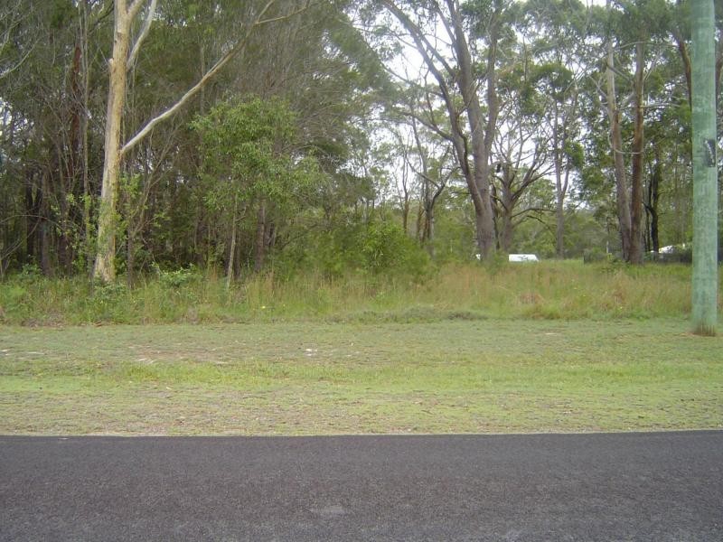39-41 Minjerriba Road, Russell Island QLD 4184