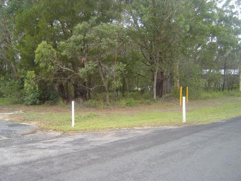 39-41 Minjerriba Road, Russell Island QLD 4184