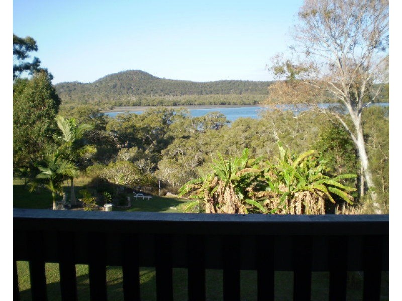 5 Aquamarine Avenue, Russell Island QLD 4184