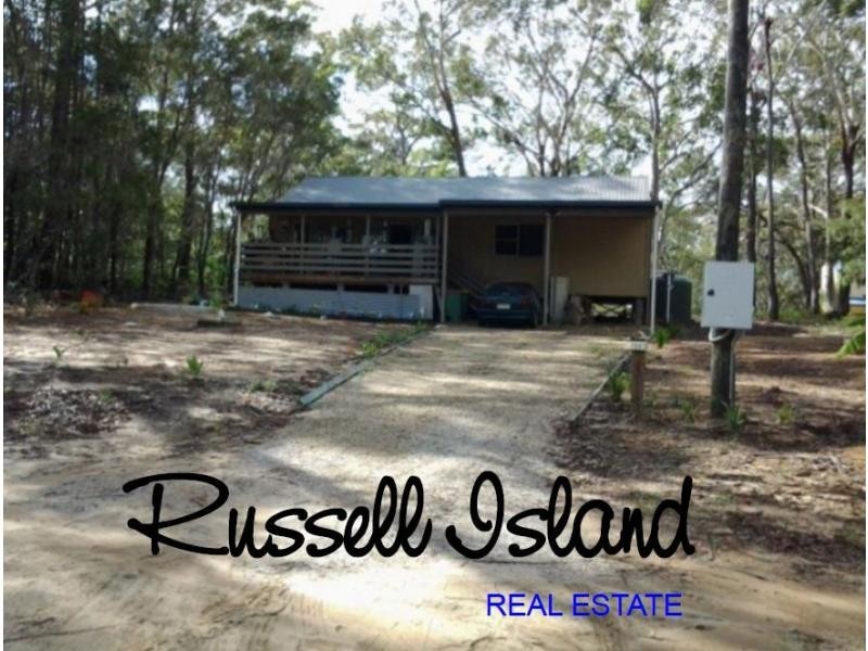 11 Saturn Street, Russell Island QLD 4184