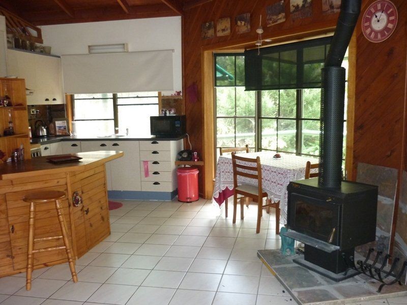 Russell Island QLD 4184