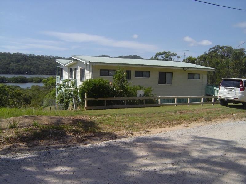 14 Leichhardt Terrace, Russell Island QLD 4184