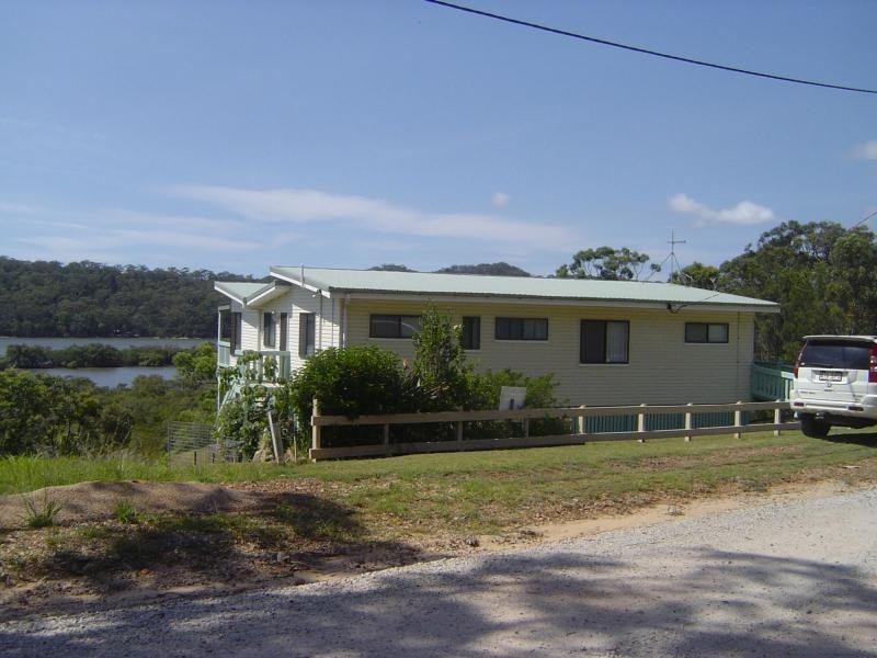 14 Leichhardt Terrace, Russell Island QLD 4184