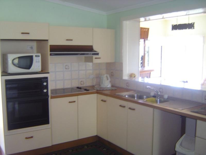14 Leichhardt Terrace, Russell Island QLD 4184
