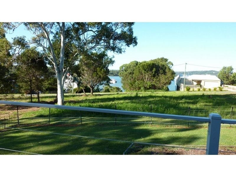 12 Ketch Street, Russell Island QLD 4184