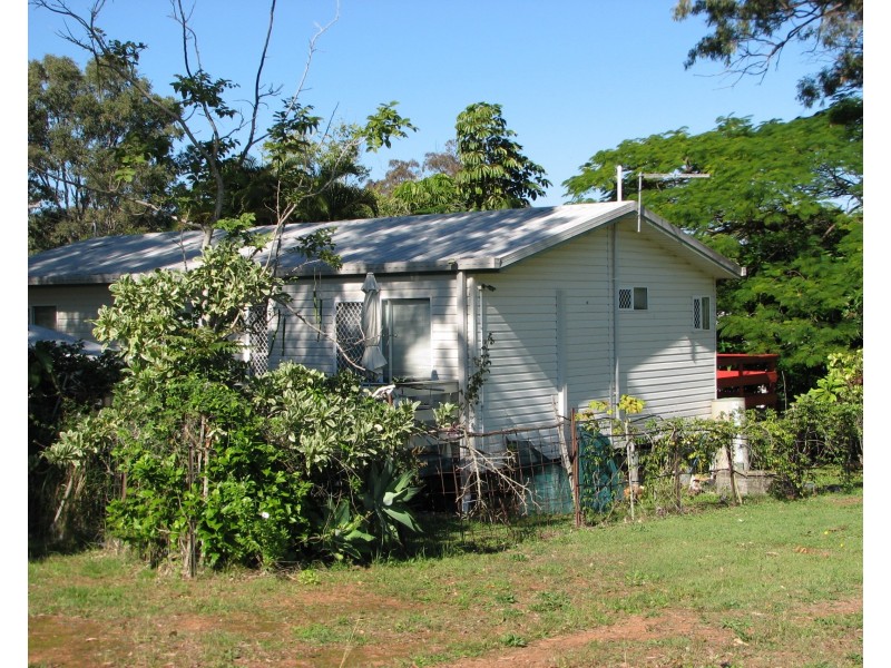 17 Patterson St, Russell Island QLD 4184