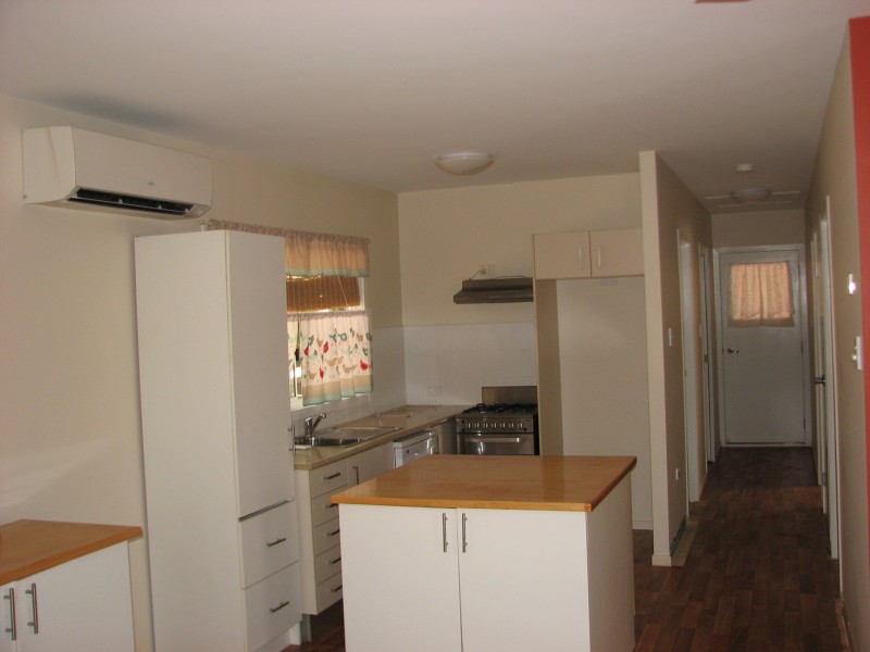 61 Kennedy Ave, Russell Island QLD 4184