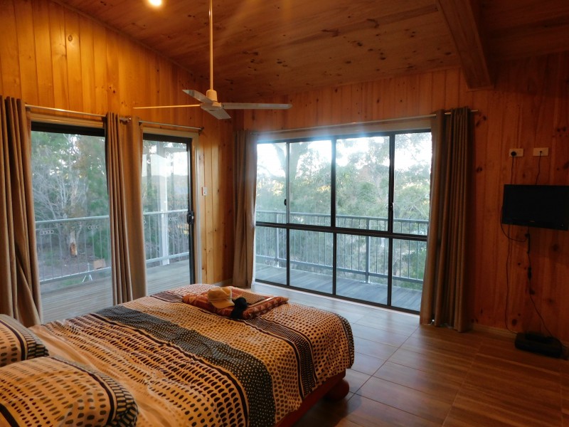 19 Cutter Street, Russell Island QLD 4184