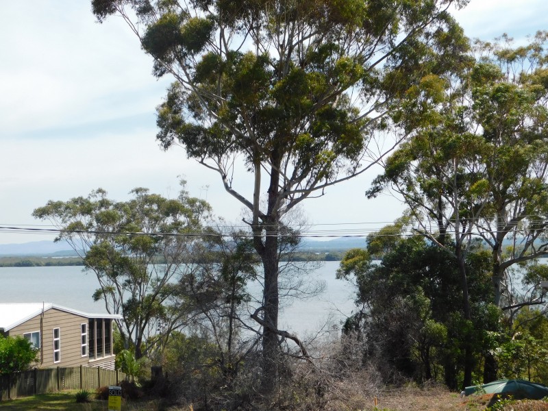 114 Channel St, Russell Island QLD 4184