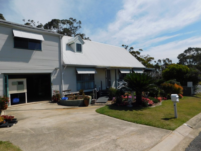 114 Channel St, Russell Island QLD 4184