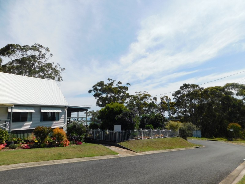 114 Channel St, Russell Island QLD 4184