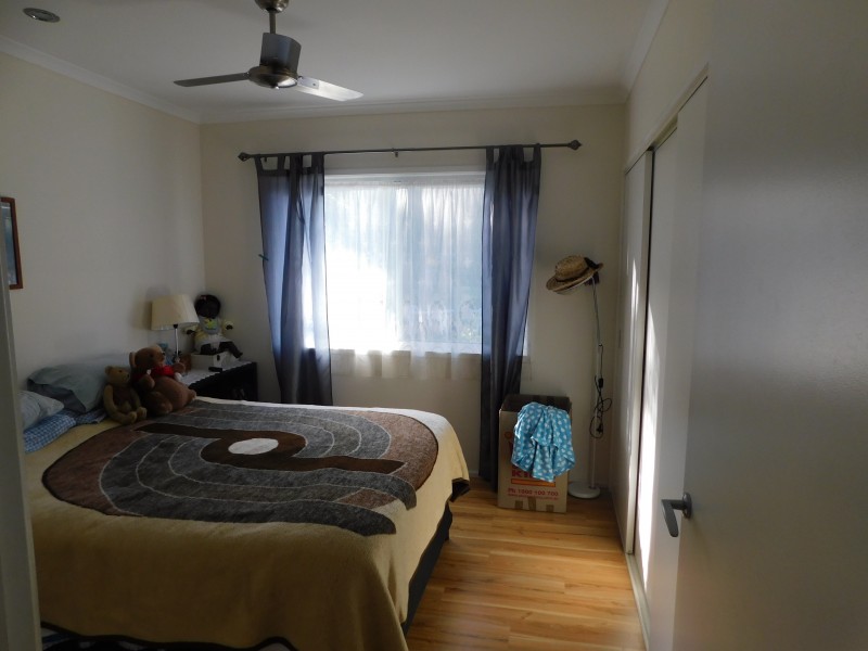 11 Emerald St, Russell Island QLD 4184
