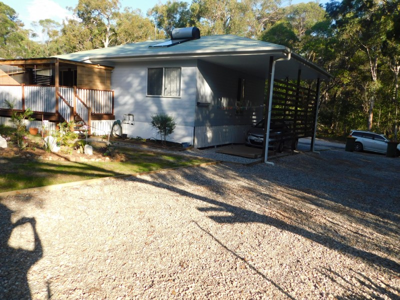 11 Emerald St, Russell Island QLD 4184
